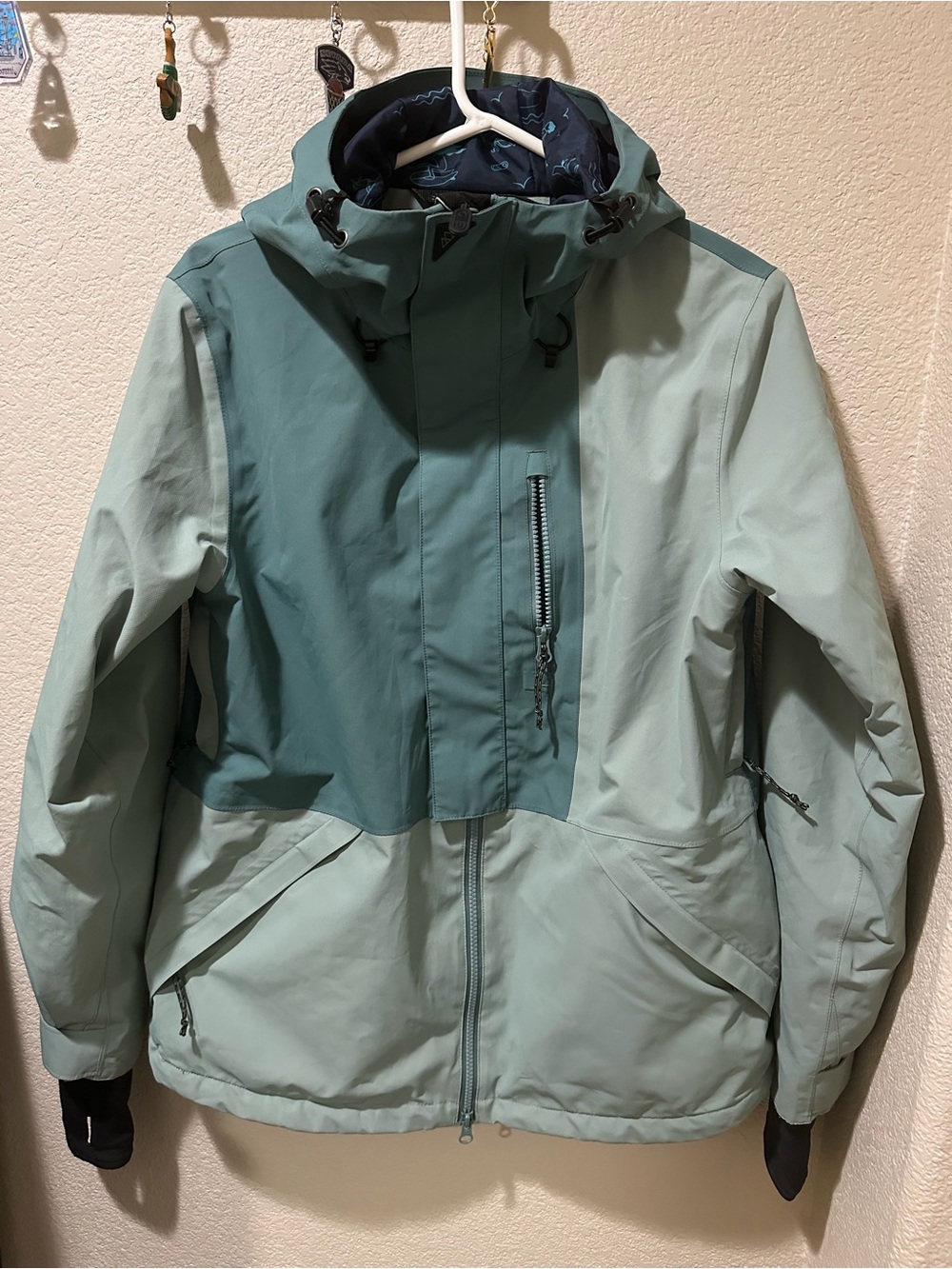 Women’s Two-Tone Mint Green Ski Jacket - Waterproof Snow Shell